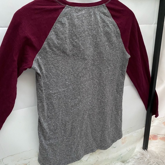 ⬇️ 2 Marked Listings for $25 - Girl’s Soft Long Sleeve Raglan Baseball Tee - Picture 5 of 5